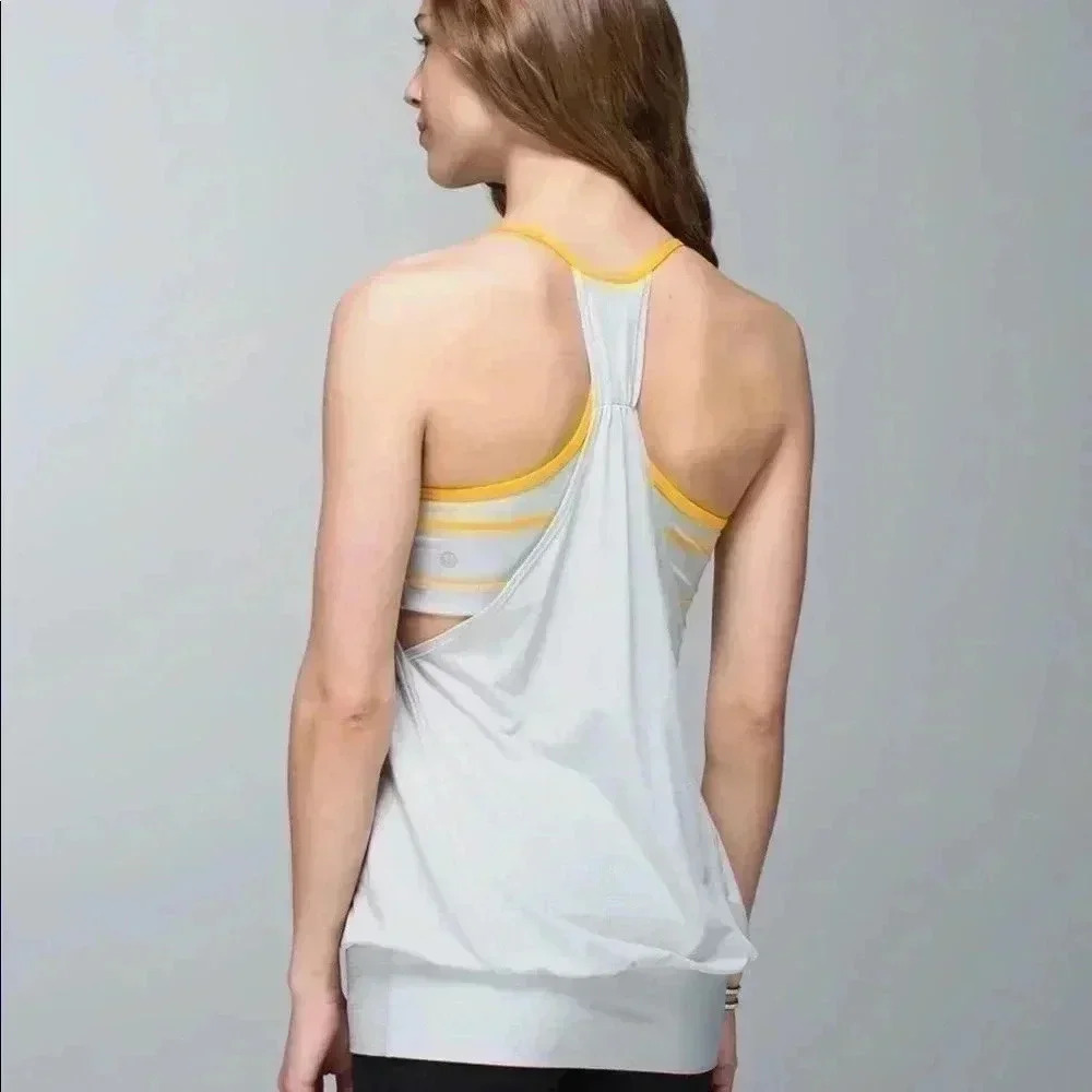 Lululemon top